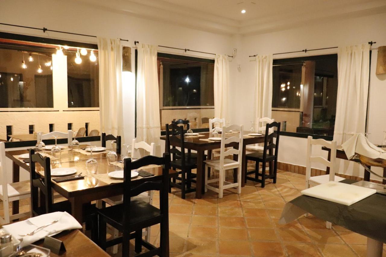 Hostal Restaurante Benalup Golf Kültér fotó